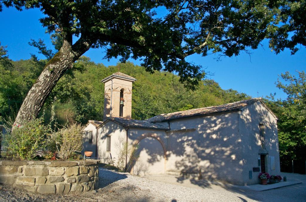 Tenuta Borgo Santa Cecilia Gubbio Exterior foto
